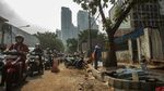 Proyek Perbaikan Trotoar yang Bikin Macet dan Debu