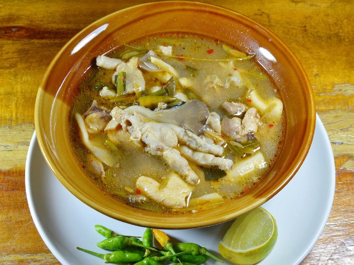 Resep Sup Ceker Ayam Daun Asam Jawa