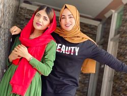 Sosok Influencer Cantik Afghanistan yang Kini Ketakutan