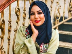 Sosok Influencer Cantik Afghanistan yang Kini Ketakutan