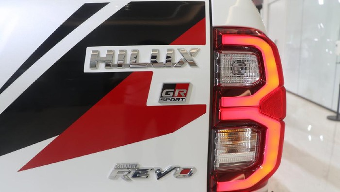 Toyota Hilux Revo GR Sport 4x4