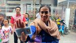 Potret Ibu Ani Pina yang Viral Mirip Jokowi