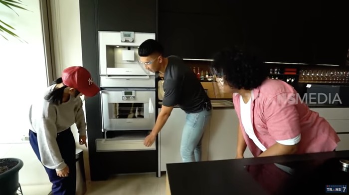 Dapur Nikita Willy dan Indra Priawan Rp 1 Miliar, Ini Fasilitas Canggihnya!