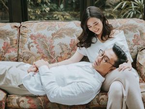 8 Foto Kemesraan Denny Sumargo dan Istri, Kini Diusik Tantangan Tes DNA
