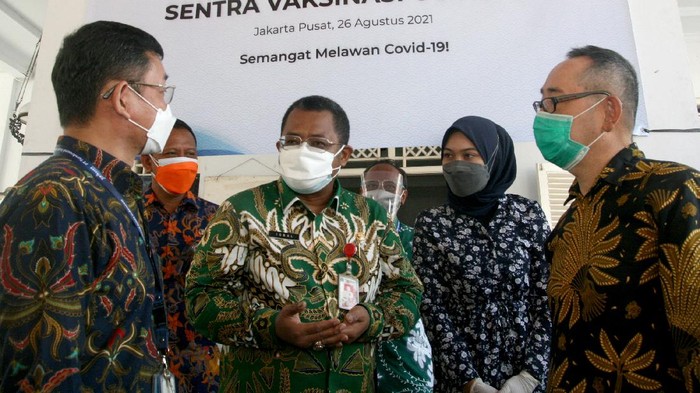 Pihak swasta juga turut andil dalam mendorong program percepatan vaksinasi nasional guna tercipta herd immunity, khususnya di Ibu Kota. Seperti yang dilakukan perusahaan ini.
