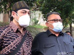 Ferry Irawan Diisukan Dekat dengan Elma Theana di Tengah Proses Cerai, Apa Kata Pengacaranya?