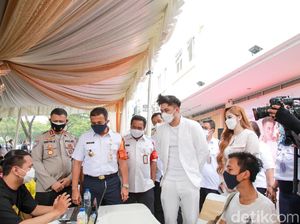 Guntur Triyoga Gelar Vaksinasi Massal