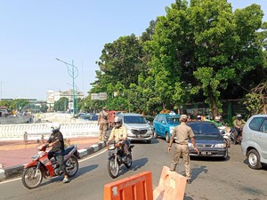 Hari Pertama Gage Rasuna Said, Banyak Kendaraan Ganjil Diputar Balik