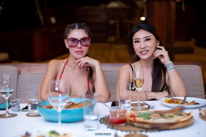 Helena Lim Mewahnya Gaya Helena Lim saat Ngopi di Paris hingga Barcelona