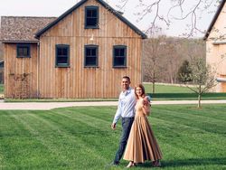 Putri Bill Gates Keranjingan iPhone yang Diharamkan Orang Tuanya