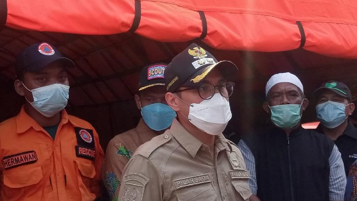 Kebakaran di lapak pemulung di Pondok Aren, Tangsel hanguskan ratusan bedeng, pada Rabu (25/8/2021) dini hari.