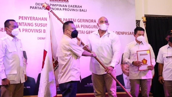 Ketua Harian DPP Gerindra Sufmi Dasco Ahmad melantik pengurus DPD Gerindra Bali