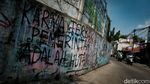 Mural Kritik Hutang Pemerintah Mejeng di Jakbar