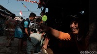 Anggaran itu terdiri dari program bantuan sosial dan pemberdayaan untuk meningkatkan produktivitas penduduk miskin.  