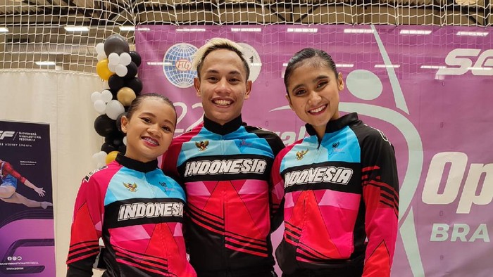 Ada kabar gembira dari atlet senam Indonesia yang tampil di kejuaraan dunia Slovak Aerobic Open 2021. Ada dua pesenam yang membawa pulang medali.

Indonesai diwakili oleh klub senam Estafet Indonesia yang berisikan tiga pesenam aerobik, yakni Gregorius Agung Iswarabawa, Ita Yuniati, dan Naura Oryza Sativa.