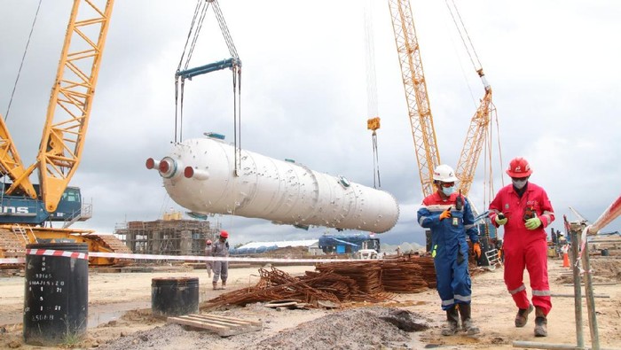 Reaktor alkilasi di RDMP Balikpapan