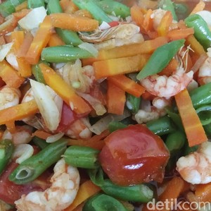 Resep Oseng Buncis Wortel Campur Udang yang Praktis Buat Sahur