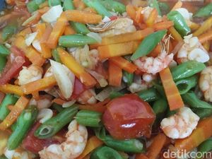 Resep Oseng Buncis Wortel Campur Udang yang Praktis Buat Sahur