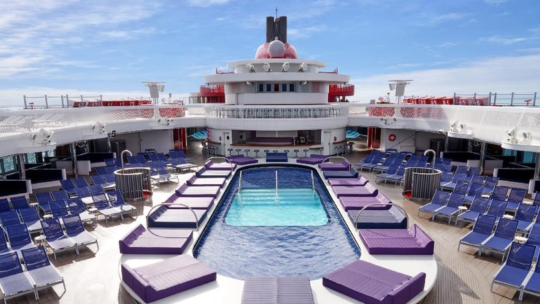 Scarlet Lady dari Virgin Voyages Scarlet Lady dari Virgin Voyages