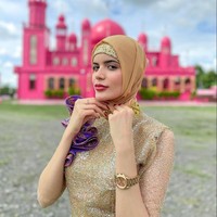 Setahun lalu saat disebut istri Toto sebagai selingkuhan suaminya di sebuah acara televisi, ia mengaku siap ditantang di pengadilan jika bisa memberikan buktinya. Foto: Instagram @sharifaakeel