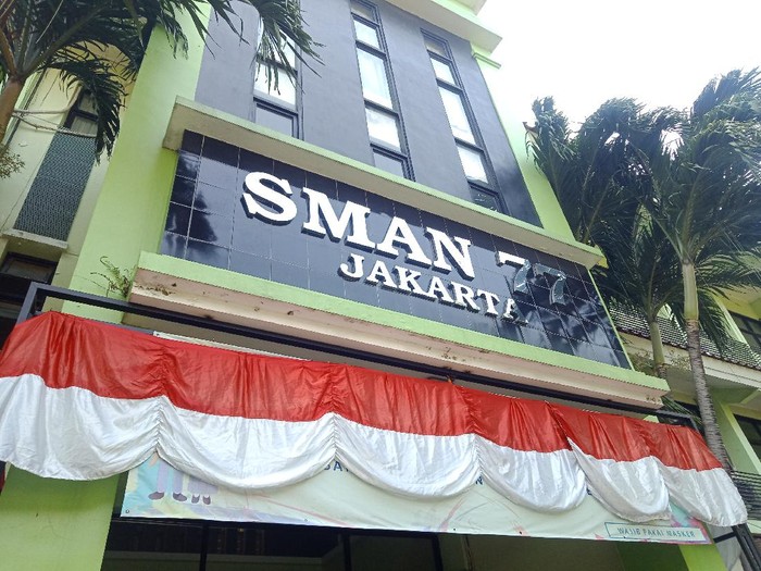 SMAN 77 Jakarta siap mengikuti sekolah tatap muka Senin (30/8) pekan depan