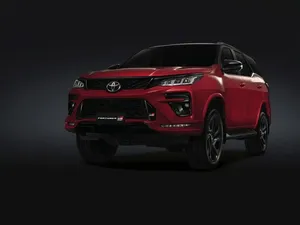 Bocor, Toyota Mau Bawa Fortuner 2.8 ke Indonesia?