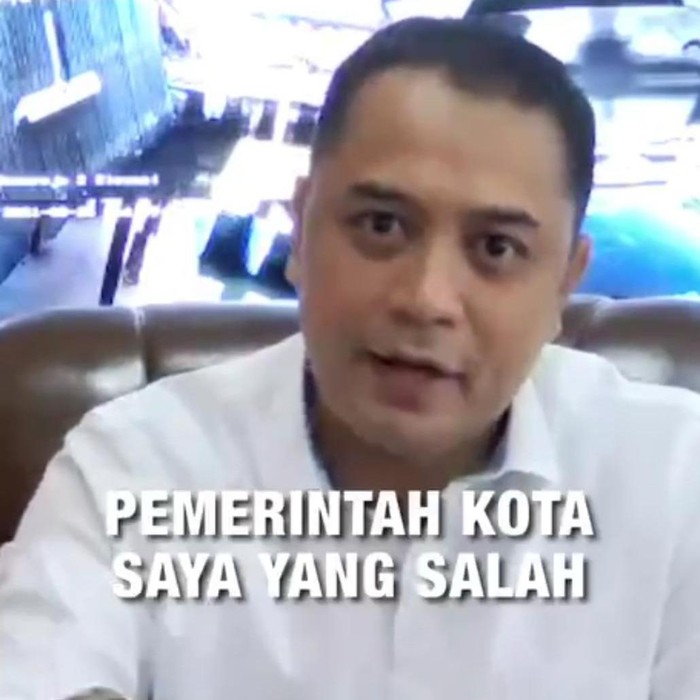 Lansia sebatang kara di Surabaya, Sumirah (89) mengaku tak pernah menerima bansos selama pandemi Corona. Mengetahui hal itu, Wali Kota Eri Cahyadi marah kepada jajaran.