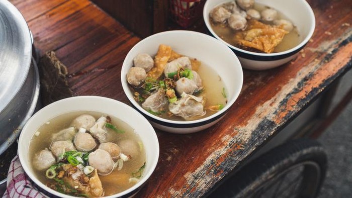 4 Warung Bakso Ini Difitnah Pakai Daging Tikus dan Babi