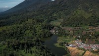 Desa Wisata Ranupani di Kabupaten Lumajang menjadi tujuan paling populer bagi pendaki Gunung Semeru. Di antara wisata alam buatannya yaitu Pesona Ranupani, Eksotika Ranu Regulo dan View Point Bantengan. (Dewi.Ranupani/instagram)
