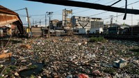 Berdasarkan jenisnya, 39,8% sampah yang dihasilkan masyarakat berupa sisa makanan. Sampah plastik berada di urutan berikutnya karena memiliki proporsi sebesar 17%.
