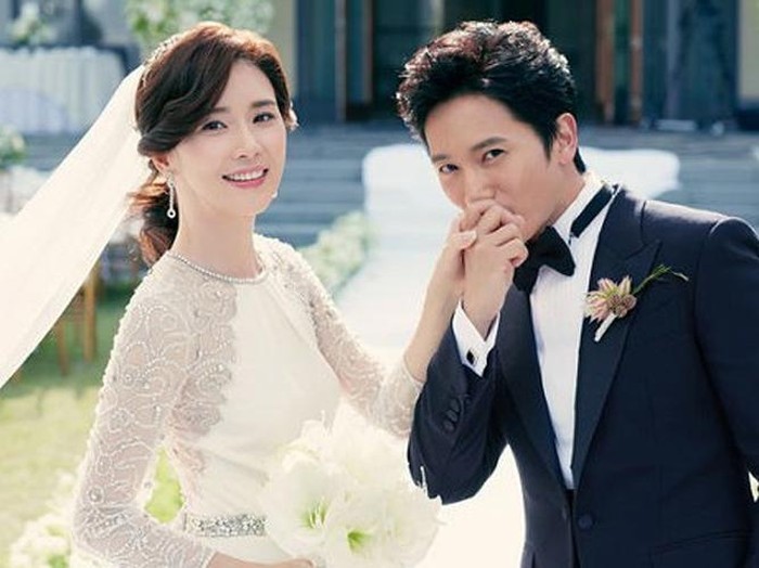 Ji Sung dan Lee Bo Young