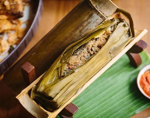 5 Kuliner Babi Tradisional khas Indonesia yang Populer