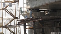 PT Kereta Cepat Indonesia China (KCIC) mengeklaim progres pembangunan proyek Kereta Cepat Jakarta-Bandung (KCJB) sudah mencapai 77,92 persen.