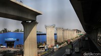 Sementara pada Januari 2022, seluruh konstruksi beton proyek tersebut sudah tersambung sepenuhnya.  