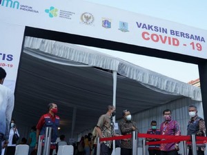 Hutama Karya Gelar Vaksinasi di Jaktim & Bandung, Sasar 13.000 Dosis