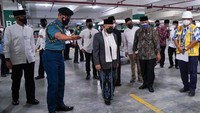 Terowongan Silaturahmi Masjid Istiqlal dan Gereja Katedral Jakarta juga berfungsi memudahkan akses jamaah kedua rumah ibadah untuk memenuhi kebutuhan ruang parkir tanpa mengganggu arus lalu lintas.