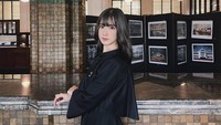 Ara JKT48 kedapatan berpose mesra dengan seorang pria. Foto: Instagram Zahra Nur JKT48