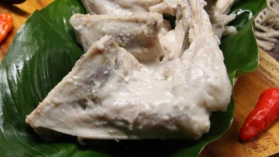 10 Resep Menu Rumah Makan Padang, Ayam Pop hingga Rendang
