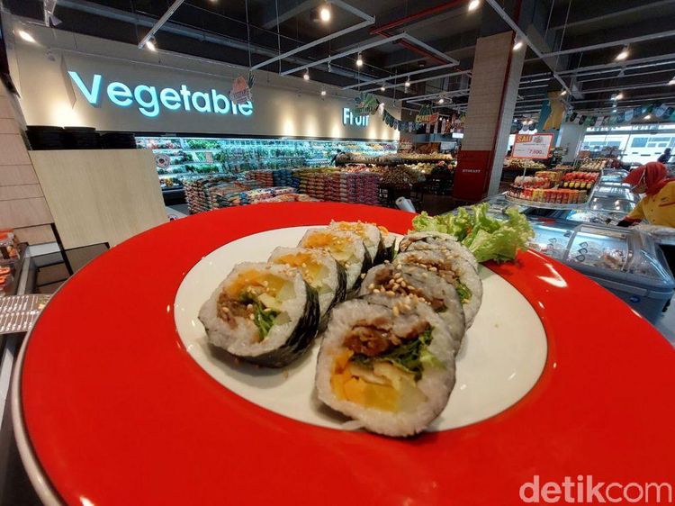 Seru! Jajan Gimbap hingga Jajangmyeon Enak di Supermarket Korea