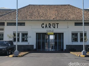 Kisah Legenda Si Gombar dan Si Kuik, Lokomotif Hitam Andalan Warga Garut