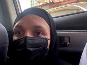 Kabur dari Taliban, Wali Kota Perempuan Ini Sembunyi di Bawah Kursi Mobil