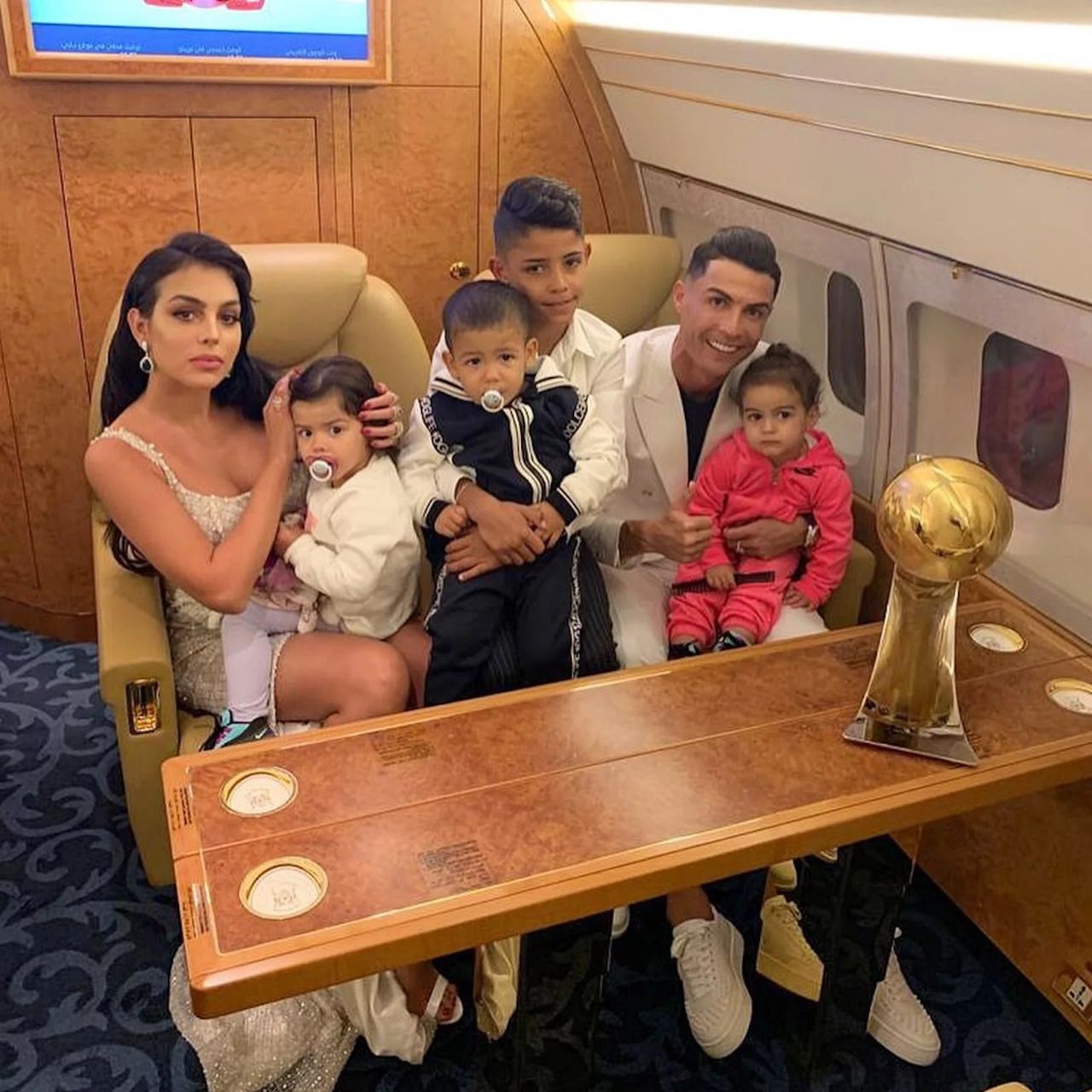 Cristiano Ronaldo Pernah Marah Besar ke Putranya Gara-gara Minum Coca-Cola