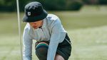 Gaya Dita Fakhrana saat Merumput di Lapangan Golf