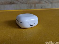 Unboxing Samsung Galaxy Buds 2, TWS Murah Meriah dengan ANC