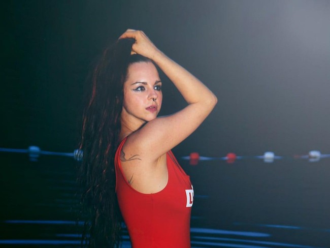 Polisi pun telah menyelidiki kasus ini namun tidak ditemukan bahwa tempat penampungan hewan itu melakukan sesuatu yang berbahaya. Dua macan tutul yang menyerang Jessica, Troy dan Paris, juga sudah dicek kesehatannya bulan ini dan tak ditemukan gejala-gejala aneh. Foto: Facebook Lady Butterfly