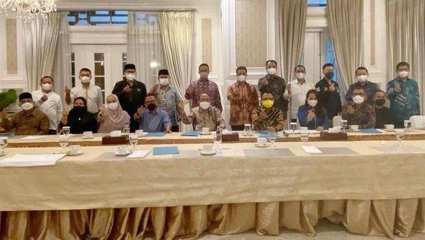 Momen Pertemuan Anies dengan 7 Fraksi DPRD DKI.