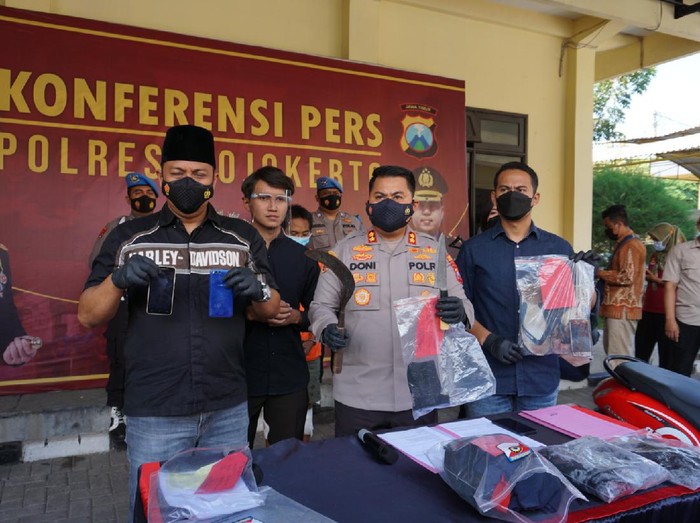 Pembunuhan Karyawan Warung Sate di Mojokerto Gegara Tersangka Kepergok Curi Ponsel