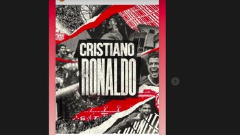 Jadon Sancho di Stories juga mengambil postingan Manchester United tentang resminya Ronaldo kembali. Foto: Instagram