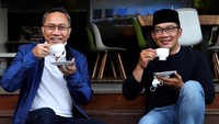 Ketua Umum PAN Zulkifli Hasan bertemu dengan Gubernur Jawa Barat Ridwan Kamil di Bandung, Minggu (29/8/2021).
