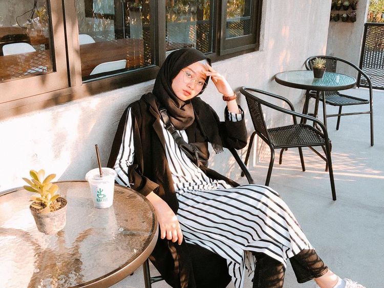 Cantiknya Dokter Hemas Nura yang Doyan Gelato dan Hobi Ngopi